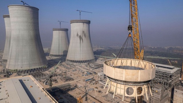 রূপপুর প্রকল্প: ভারতের তুলনায় দ্বিগুণ ব্যয় ও দুর্নীতির অভিযোগ