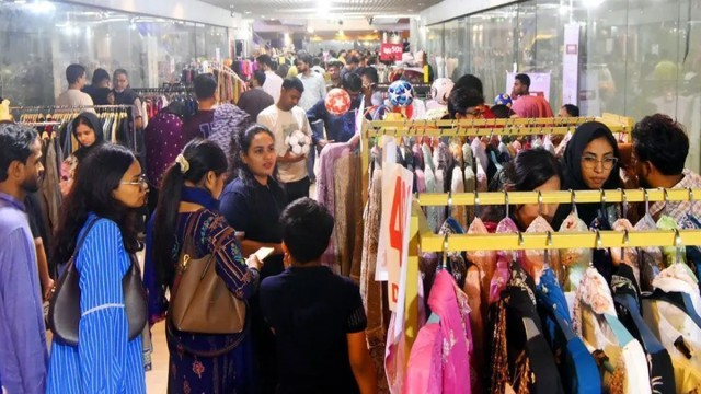 ঈদের আগে রাত ১০টা পর্যন্ত খোলা থাকবে দোকান ও শপিং মল