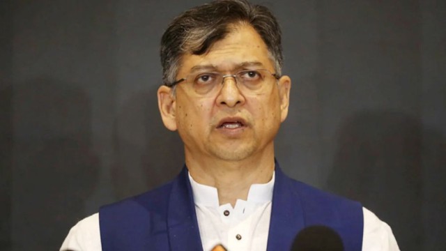 সংবিধান সংস্কার পরিষদ নিয়ে চূড়ান্ত সিদ্ধান্ত নেবে সংসদ: স্বরাষ্ট্রমন্ত্রী