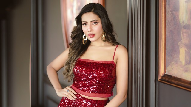 দেশি ছেলেকেই জীবনসঙ্গী হিসেবে চান সেমন্তী সৌমি