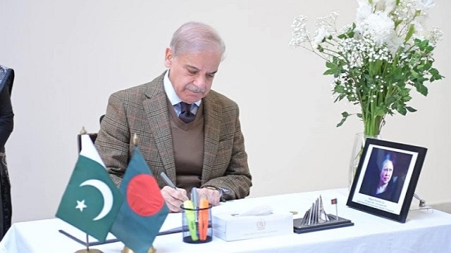 খালেদা জিয়ার জন্য বিশেষ দোয়া ও মোনাজাত পাকিস্তানের প্রধানমন্ত্রীর