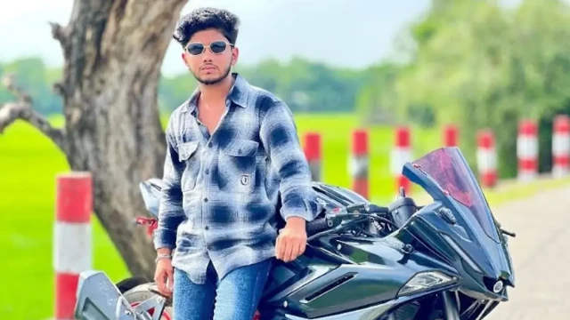 একমাত্র সন্তানকে হারিয়ে লাশও পেলেন না বাবা-মা