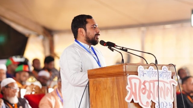 ক্ষমতার মোহে বিএনপি জনগণের কথা ভুলে গেছে: নাহিদ ইসলাম