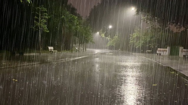 চার দিন টানা বৃষ্টির সম্ভাবনা, সঙ্গে বজ্রপাত ও দমকা হাওয়া