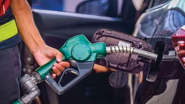 ফেব্রুয়ারির জন্য সব জ্বালানি তেলের দাম লিটারে ২ টাকা কমলো