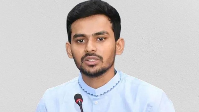 সরকারি অফিসে শিক্ষার্থীদের পার্টটাইম চাকরির পরিকল্পনা: উপদেষ্টা আসিফ মাহমুদ
