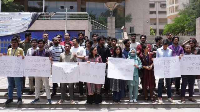 সোহাগ হত্যার প্রতিবাদে ঢাকাসহ দেশের বিভিন্ন বিশ্ববিদ্যালয়ে শিক্ষার্থীদের বিক্ষোভ