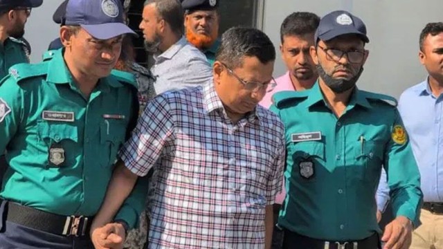 জুলাই গণহত্যা: শর্তসাপেক্ষে সাবেক আইজিপি মামুনকে ট্রাইব্যুনালের ক্ষমা
