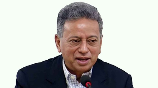 ‘কিছু লোকের হাতে রাজনীতি-অর্থনীতি থাকতে পারে না’ — আমির খসরু