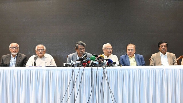 জুলাই সনদ বাস্তবায়নের সুপারিশ প্রধান উপদেষ্টার হাতে