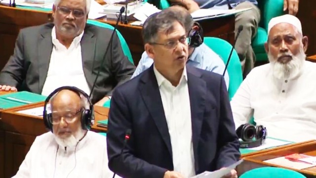 জুলাই সনদ বাস্তবায়ন আদেশ ‘অন্তর্বর্তী সরকারের প্রতারণার দলিল’: স্বরাষ্ট্রমন্ত্রী