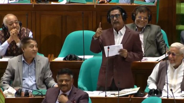 ফজলুর রহমানের মন্তব্যে সংসদে উত্তেজনা, বিরোধীদের হট্টগোল