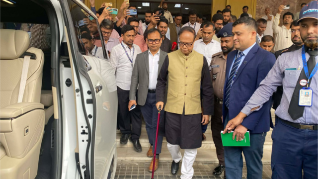 কেন্দ্রীয় ব্যাংক ত্যাগ করলেন আহসান এইচ মনসুর