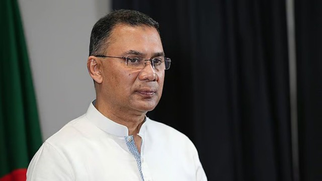 শনিবার হাদির কবর জিয়ারত করবেন তারেক রহমান