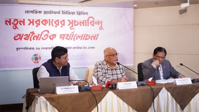 অন্তর্বর্তী সরকারের বিদেশি চুক্তি পুনর্মূল্যায়নের আহ্বান দেবপ্রিয়ের