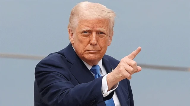 ইরানের যা কিছু ‘অবশিষ্ট’ তা-ও শেষ করে দেওয়ার হুঁশিয়ারি ট্রাম্পের