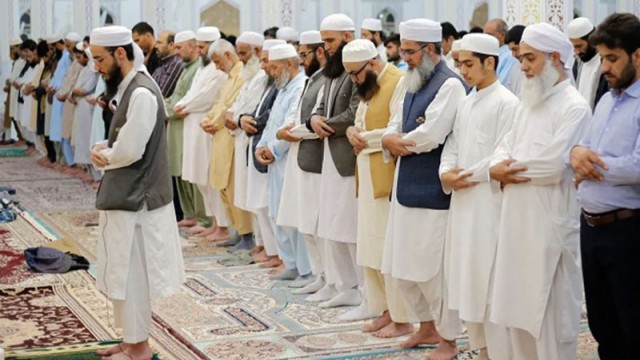 সারাদেশের মসজিদে একই পদ্ধতিতে খতম তারাবিহ পড়ার আহ্বান ইসলামিক ফাউন্ডেশনের