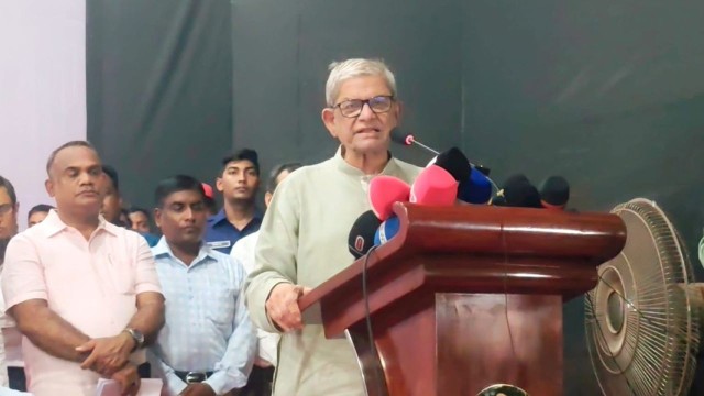 জ্বালানি তেলের কোনো সংকট নেই, কৃত্রিম সংকট সৃষ্টি করা হয়েছে: মির্জা ফখরুল