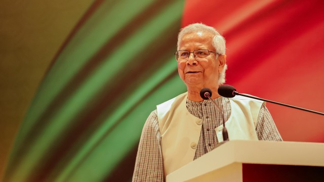 ১৭ কোটি মানুষের খাদ্য যোগান দিচ্ছি, আশ্রয় দিচ্ছি ১৩ লাখ রোহিঙ্গাকে’ — প্রধান উপদেষ্টা ড. ইউনূস